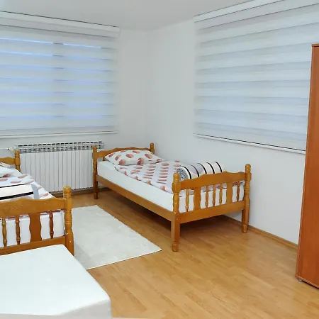 Apartman Lizdek Pale Exterior photo